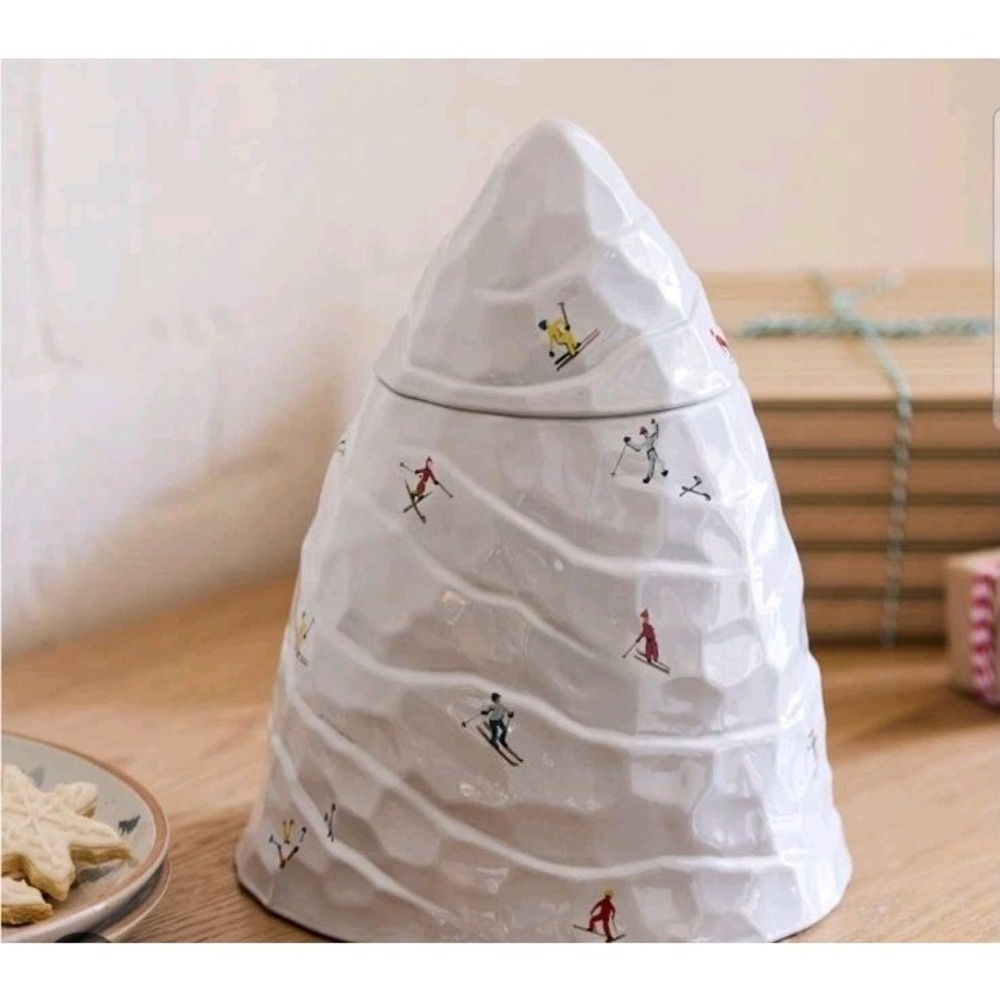 West Elm Alpine Holiday Skiers Stoneware Mountain Large Cookie Jar St Jude Lodge